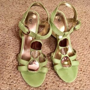 Lime Green Cato wedge shoes sz 8